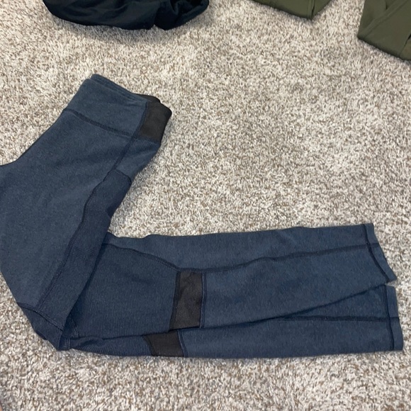 Host Pick 🎉Lululemon leggings 4 - Picture 3 of 6